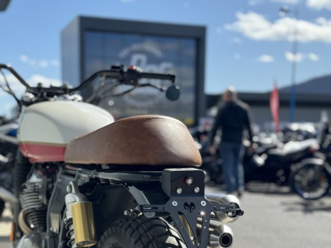 ROYAL ENFIELD Interceptor 650 4