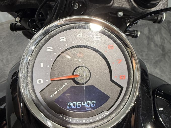 HARLEY-DAVIDSON SOFTAIL FAT BOB 1868 4