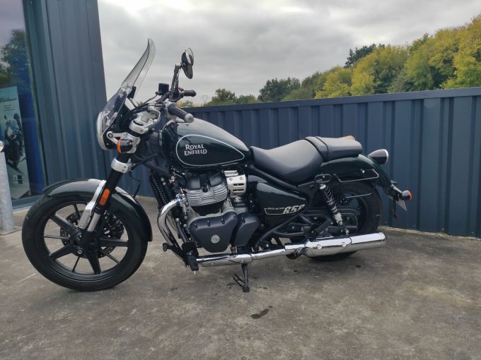 ROYAL ENFIELD SUPER METEOR 650 4