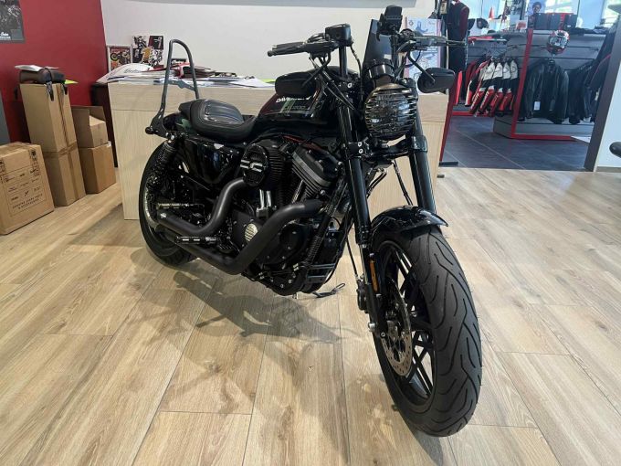 HARLEY-DAVIDSON SPORTSTER 1200 XL 4
