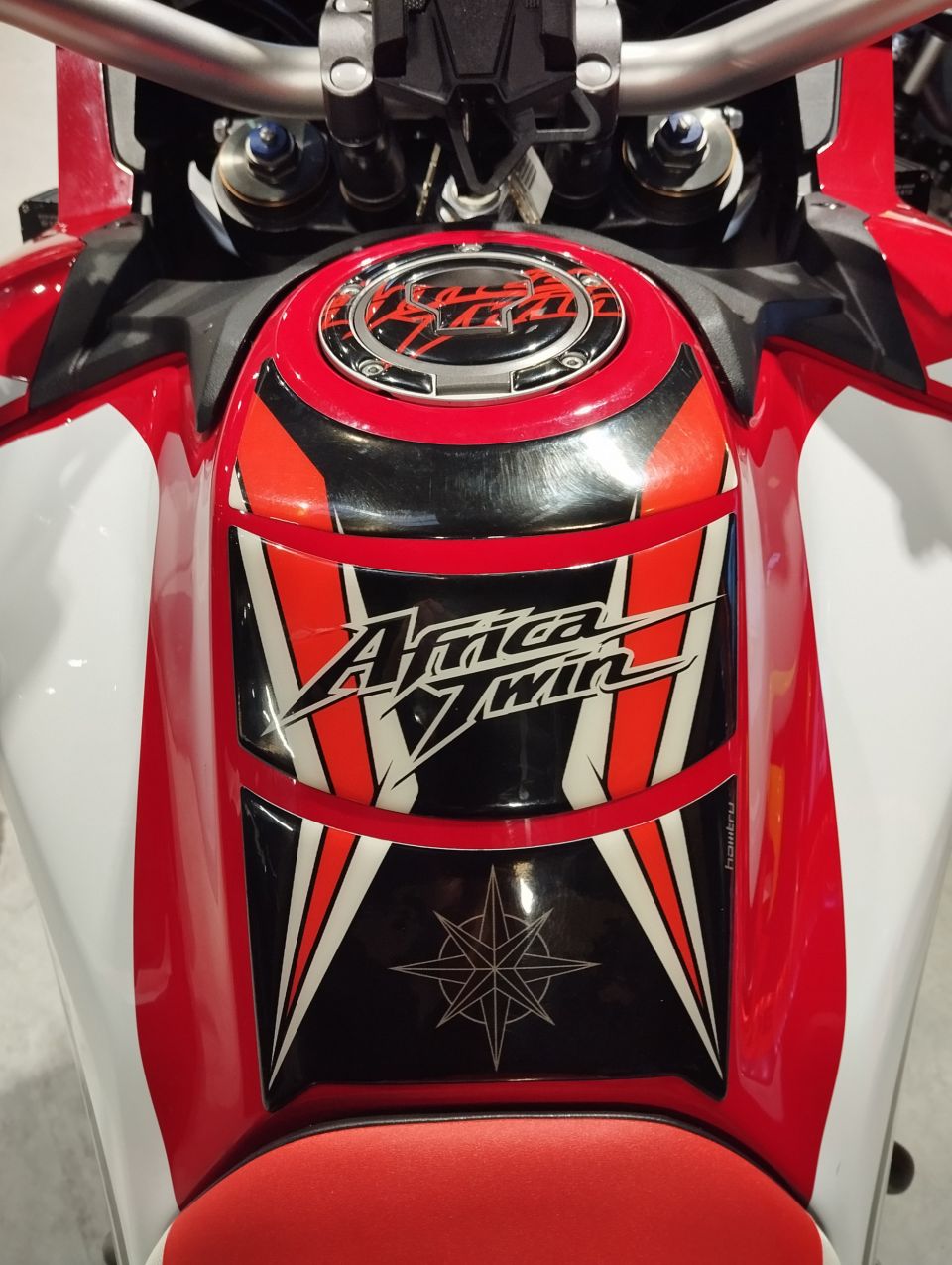 HONDA AFRICA TWIN CRF1000L STD 4