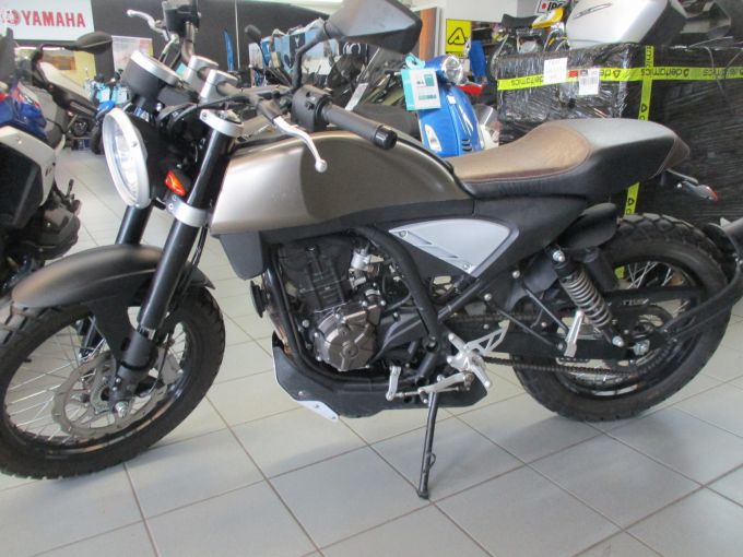 RIEJU CENTURY 125 4