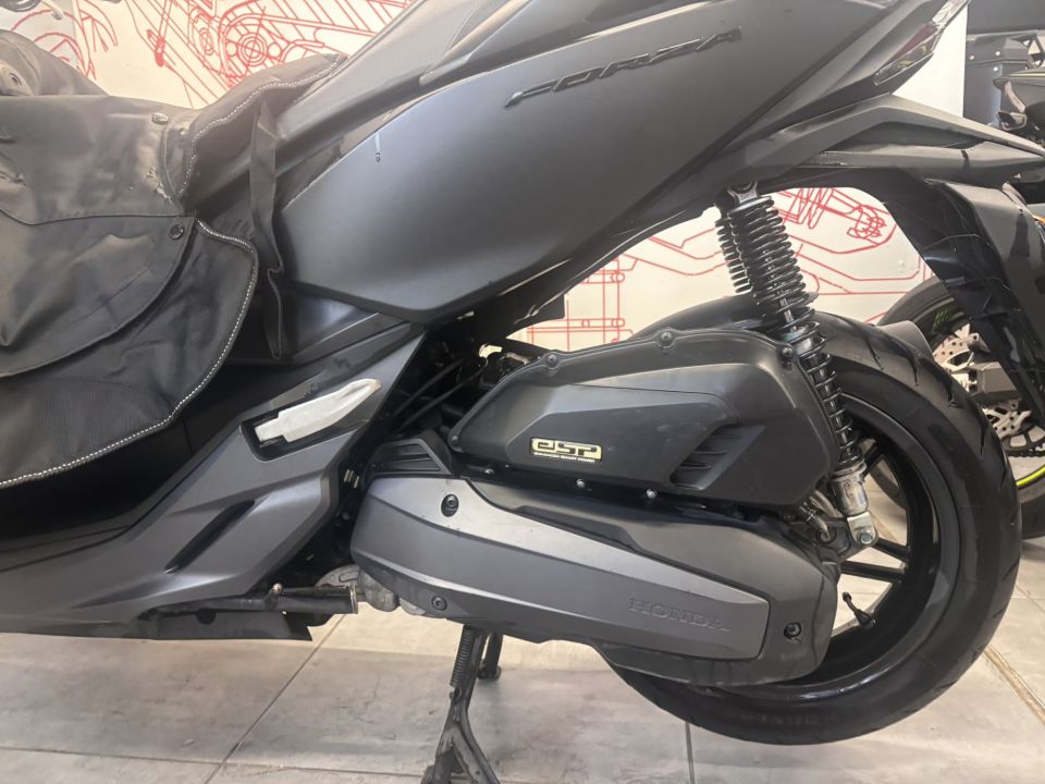 HONDA NSS FORZA 125 4