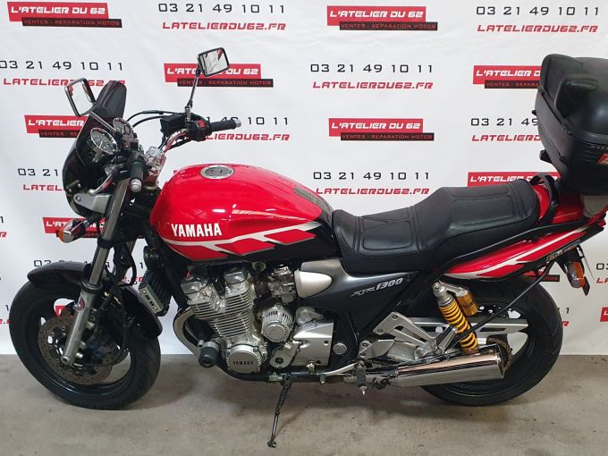 YAMAHA XJR 1300 SP 4