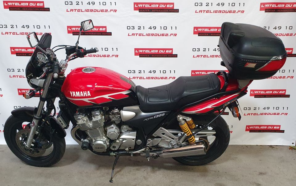 YAMAHA XJR 1300 SP 4