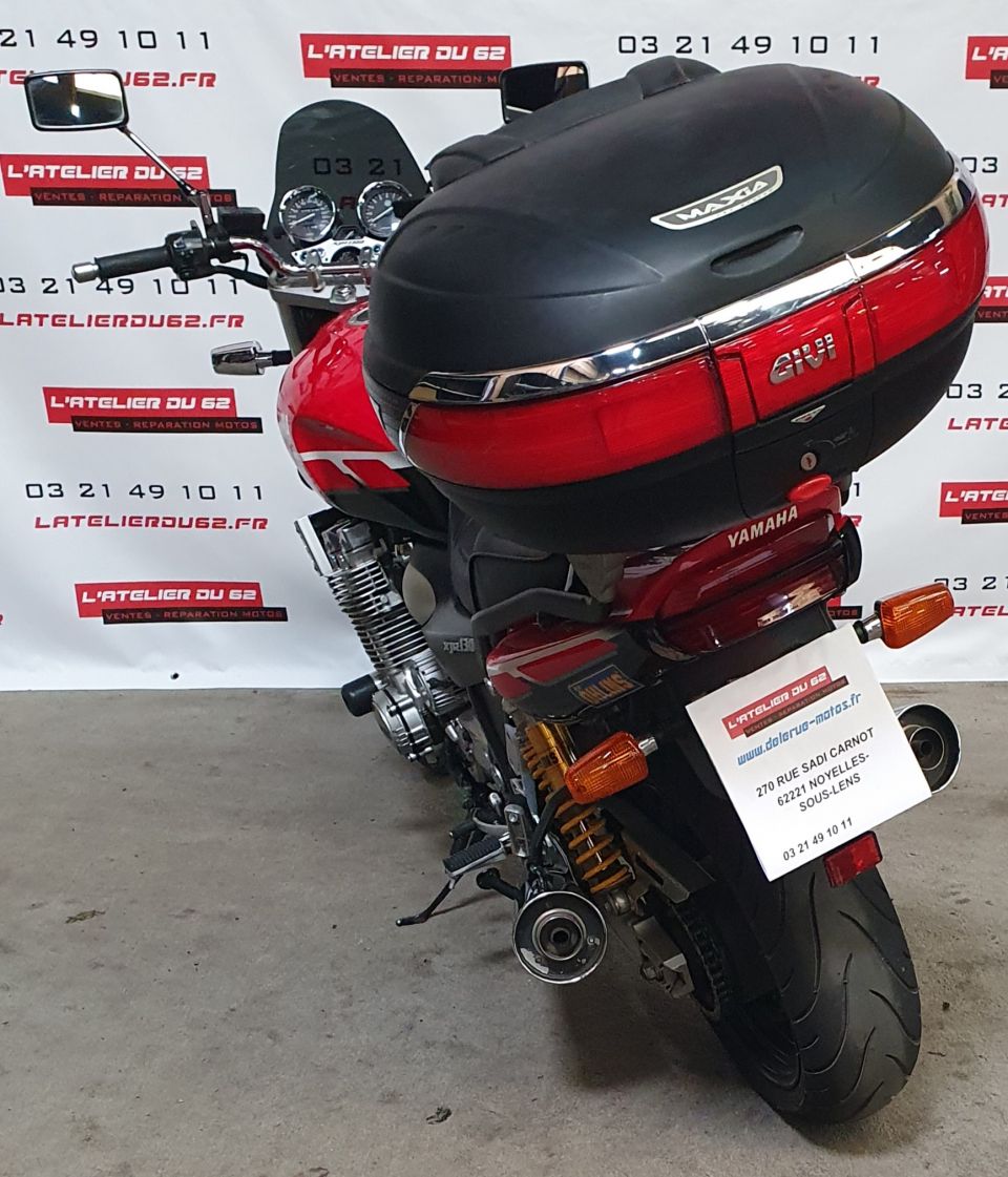 YAMAHA XJR 1300 SP 4