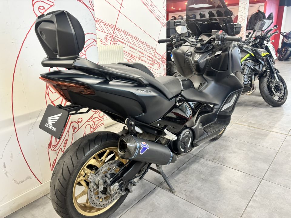 YAMAHA XP T-MAX 560 4