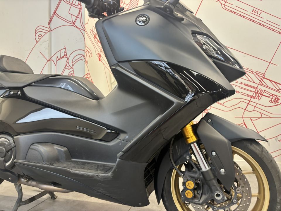 YAMAHA XP T-MAX 560 4