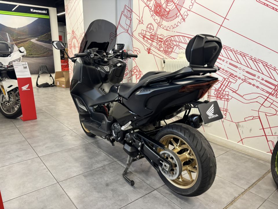 YAMAHA XP T-MAX 560 4