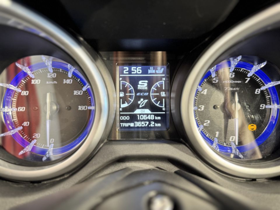 YAMAHA XP T-MAX 530 DX 4