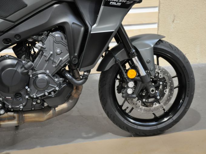 YAMAHA TRACER 9 4