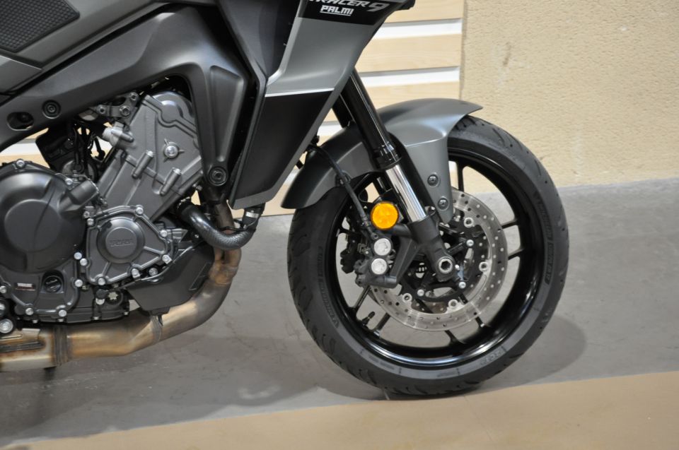 YAMAHA TRACER 9 4