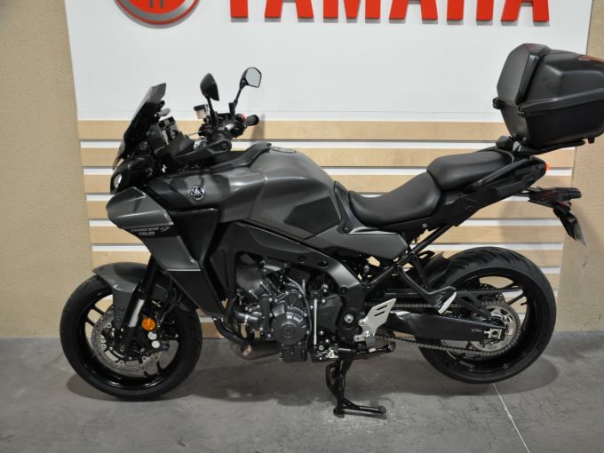 YAMAHA TRACER 9 4