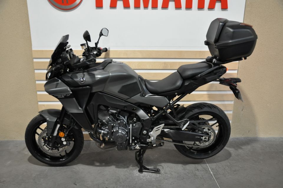 YAMAHA TRACER 9 4