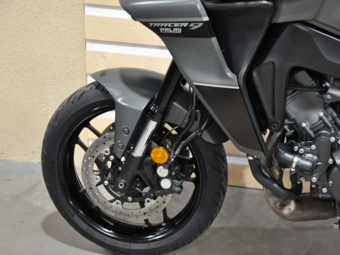 YAMAHA TRACER 9 4