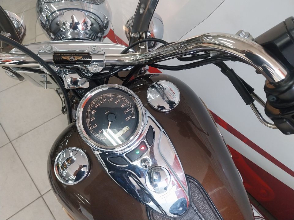 HARLEY-DAVIDSON SOFTAIL HERITAGE 110 ème anniversaire 4