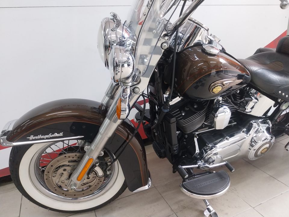 HARLEY-DAVIDSON SOFTAIL HERITAGE 110 ème anniversaire 4