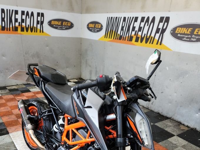 KTM 390 DUKE 4