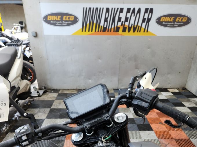 KTM 390 DUKE 4