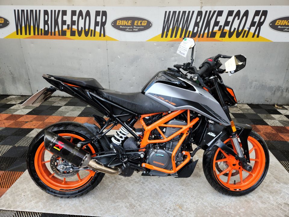 KTM 390 DUKE 4