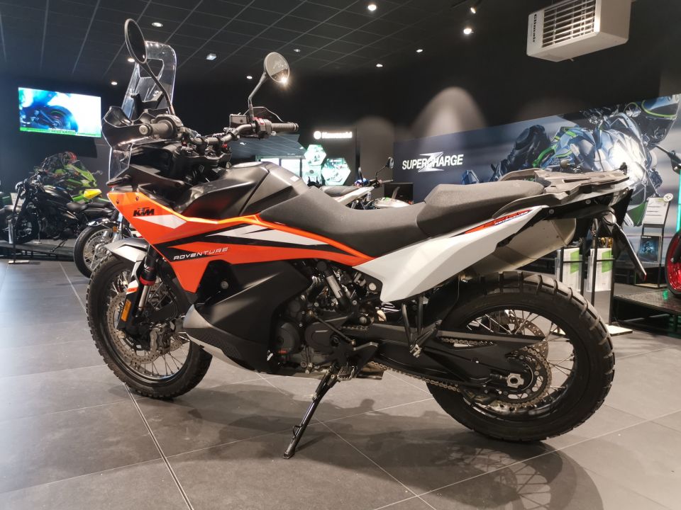 KTM 890 ADVENTURE 4
