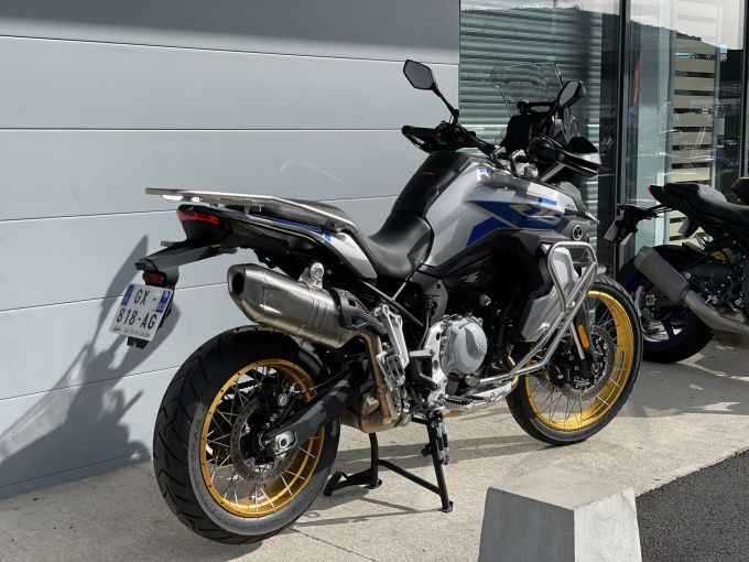 VOGE 900 DSX 4
