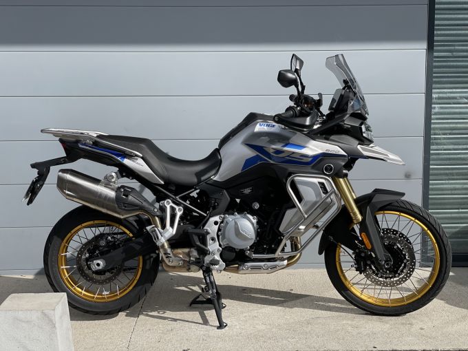 VOGE 900 DSX 4