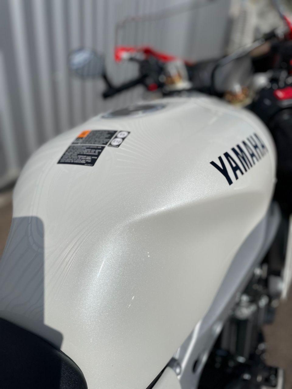 YAMAHA XSR 900 GP 4