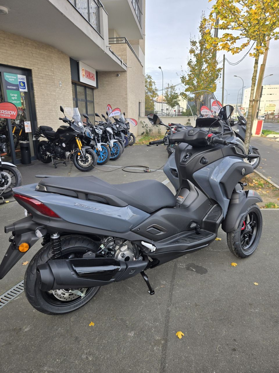 YAMAHA TRICITY 300 4