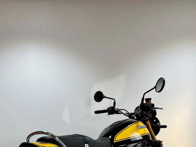 KAWASAKI Z900 RS SE 4