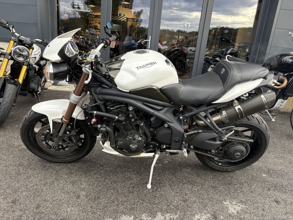 TRIUMPH SPEED TRIPLE 1050 4