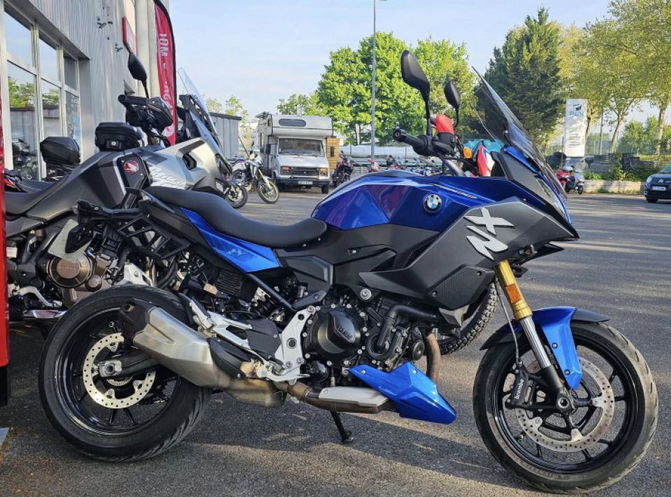 BMW F900XR 4