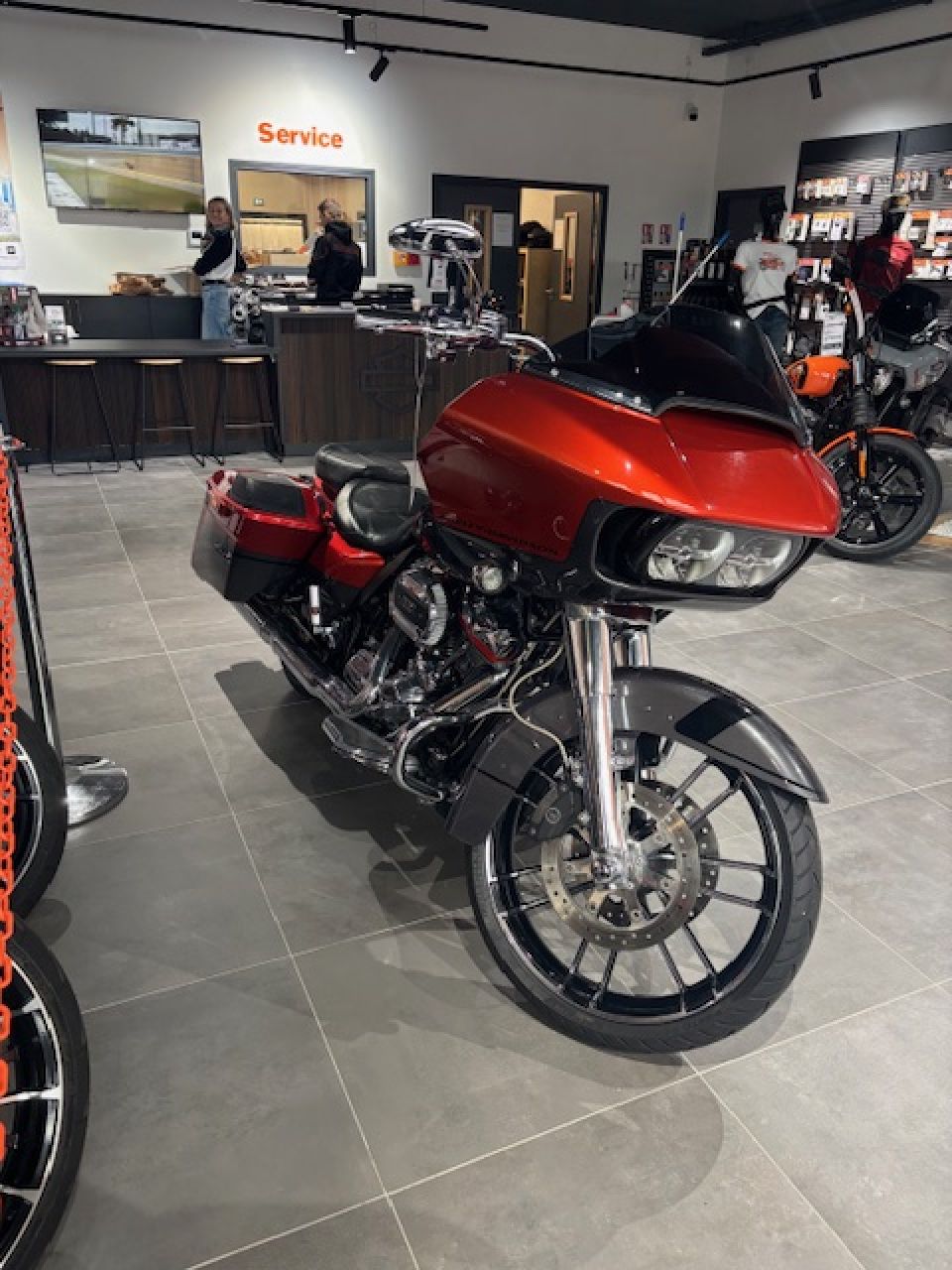 HARLEY-DAVIDSON TOURING ROAD GLIDE 1977 CVO 4