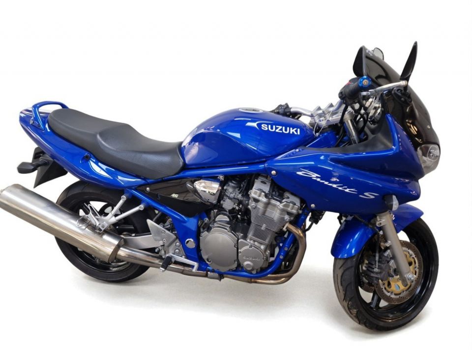 SUZUKI GSF 600 BANDIT 4