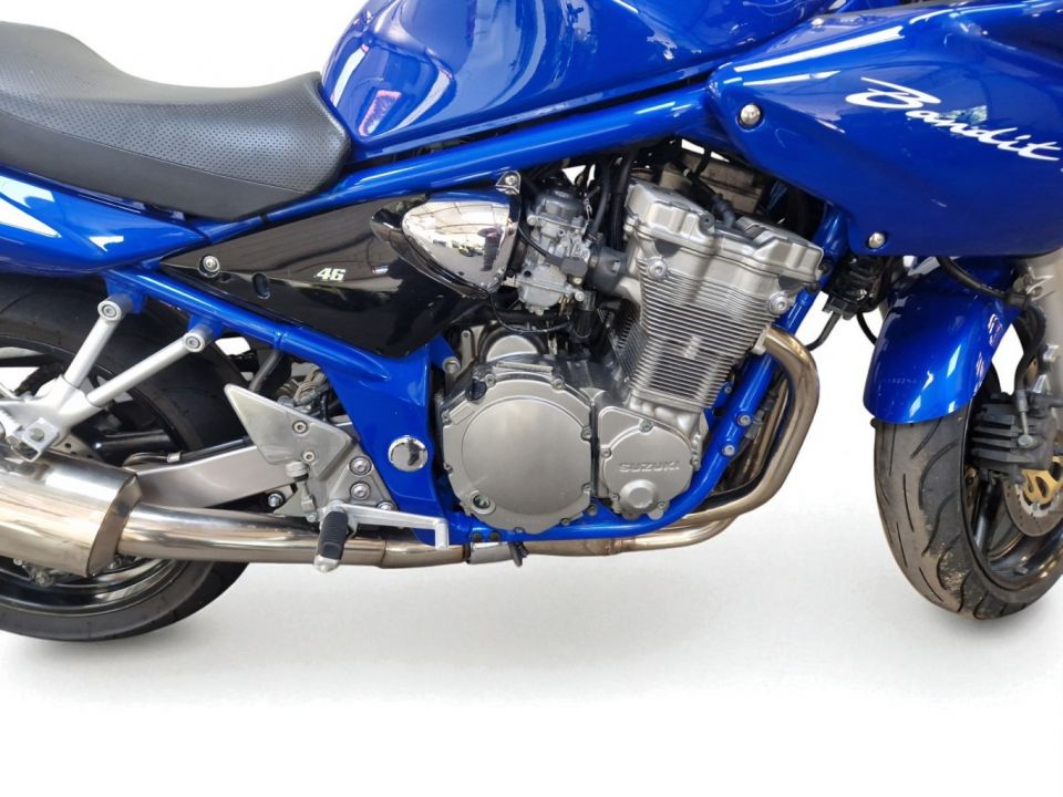 SUZUKI GSF 600 BANDIT 4