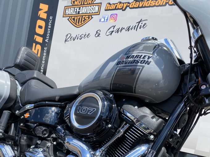 HARLEY-DAVIDSON SOFTAIL SPORT GLIDE 1745 4