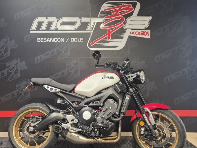 YAMAHA XSR 900 4