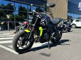 TRIUMPH TRIDENT 660 - 2024