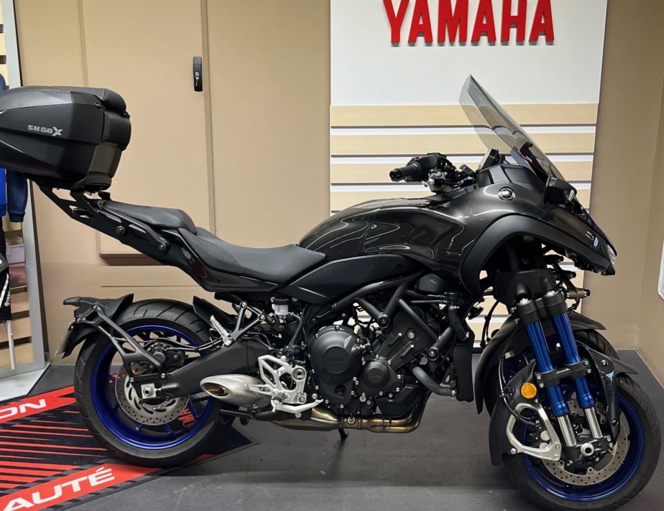 YAMAHA niken 850 4