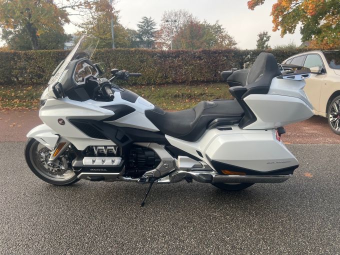 HONDA GL 1800 GOLDWING DCT 4
