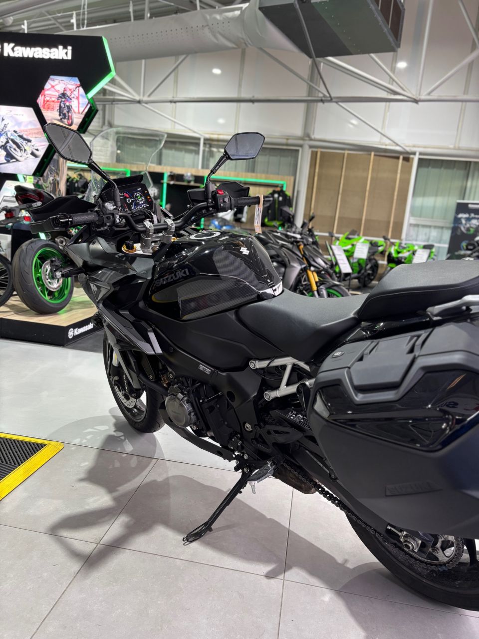 SUZUKI GSX-S 1000 GX 4