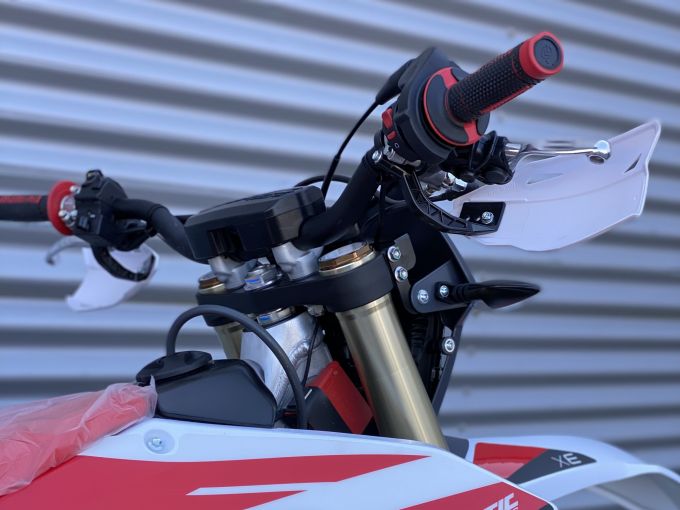 FANTIC xe 125 4