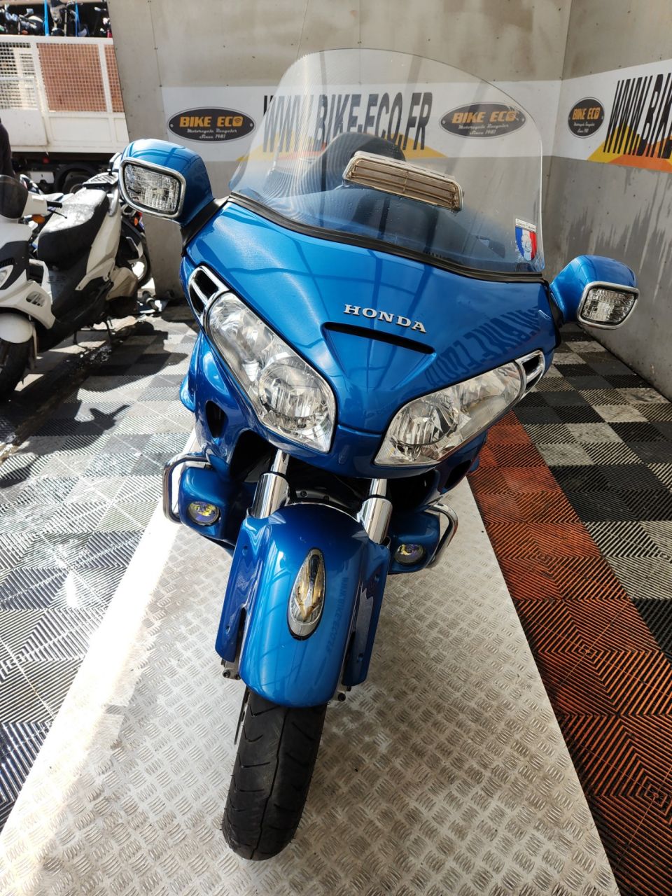 HONDA GL1800 GOLDWING 4