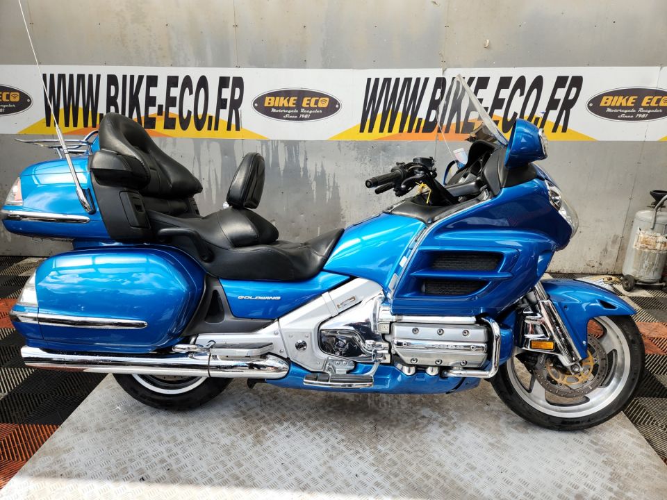 HONDA GL1800 GOLDWING 4