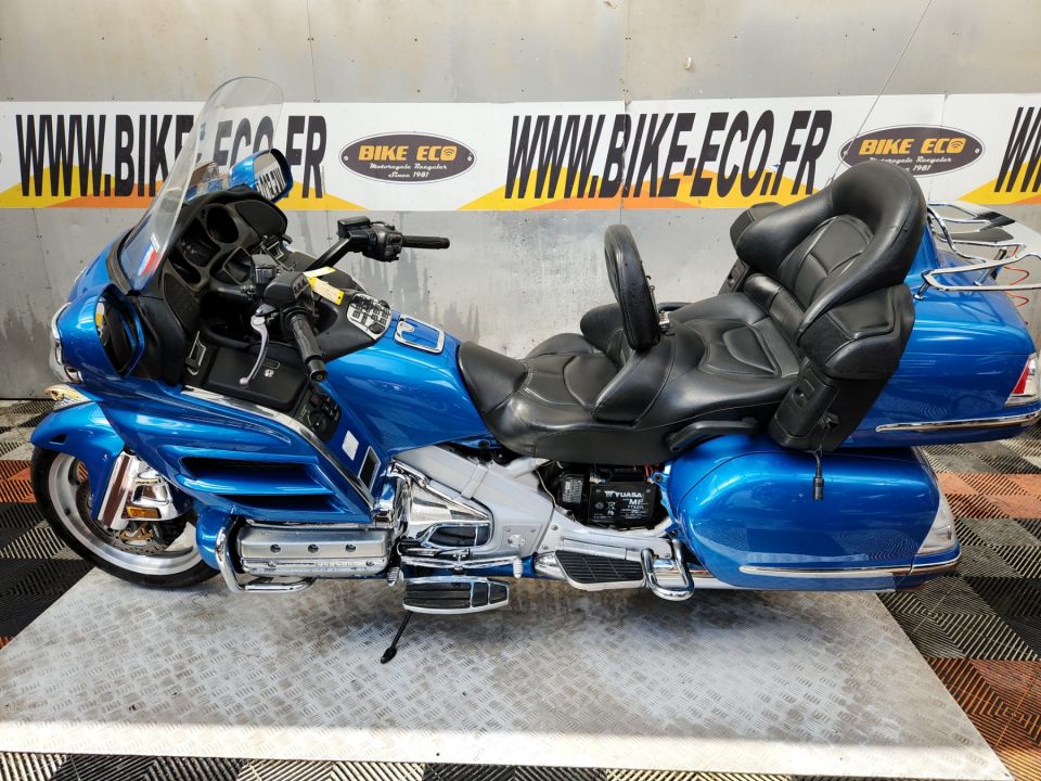 HONDA GL1800 GOLDWING 4