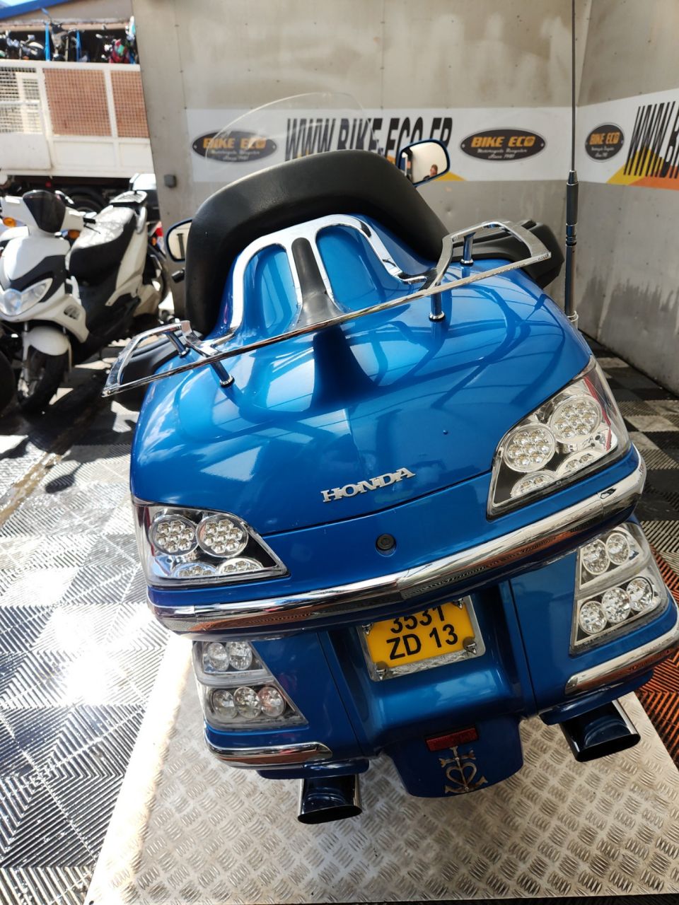 HONDA GL1800 GOLDWING 4