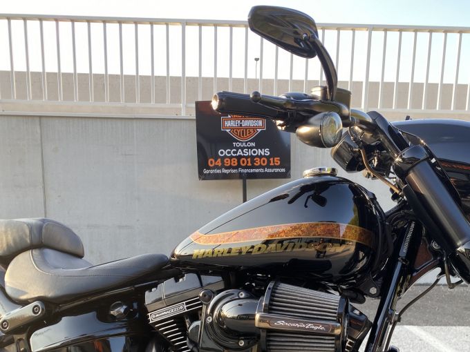 HARLEY-DAVIDSON SOFTAIL BREAKOUT 1800 4