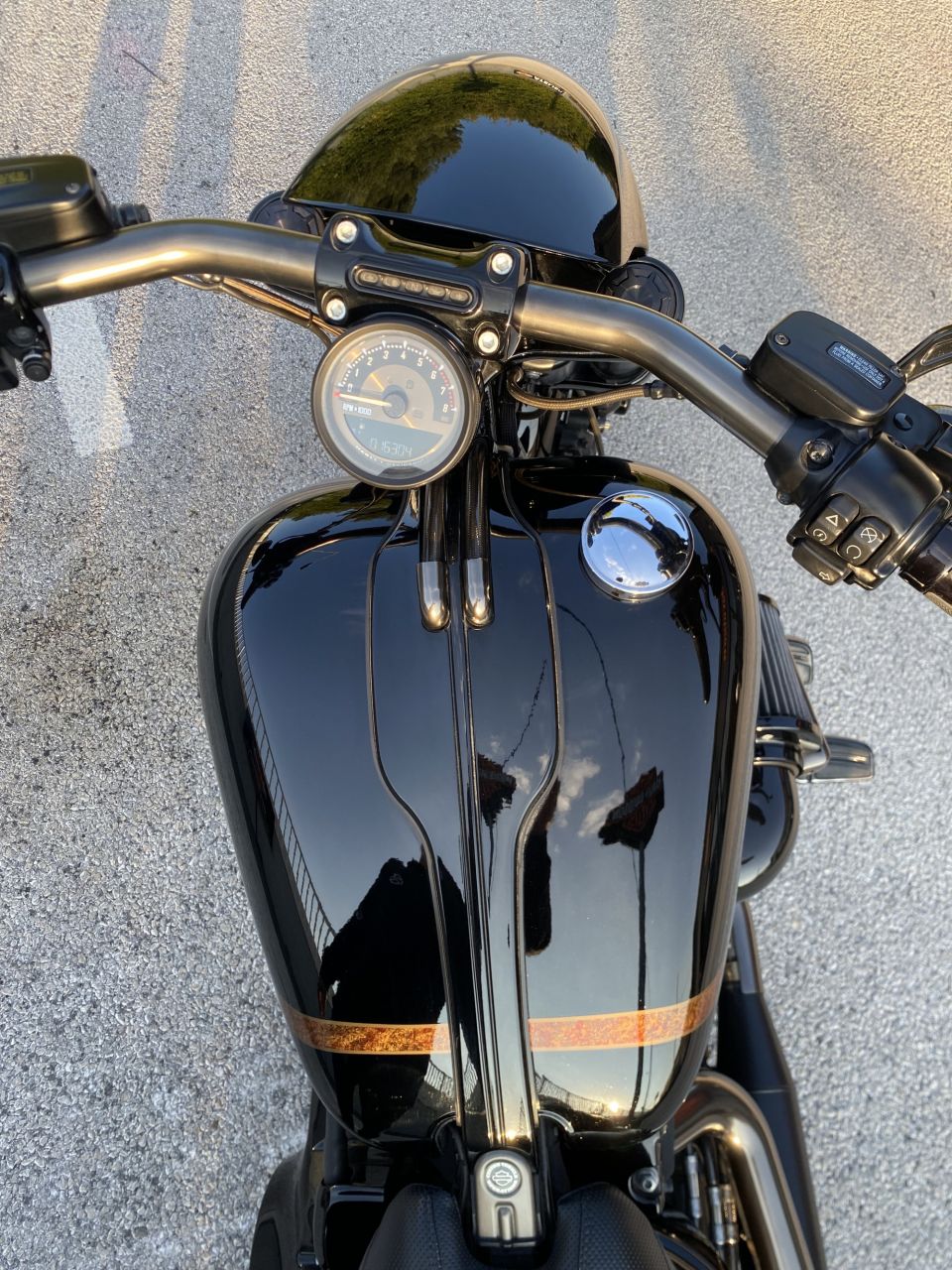 HARLEY-DAVIDSON SOFTAIL BREAKOUT 1800 4