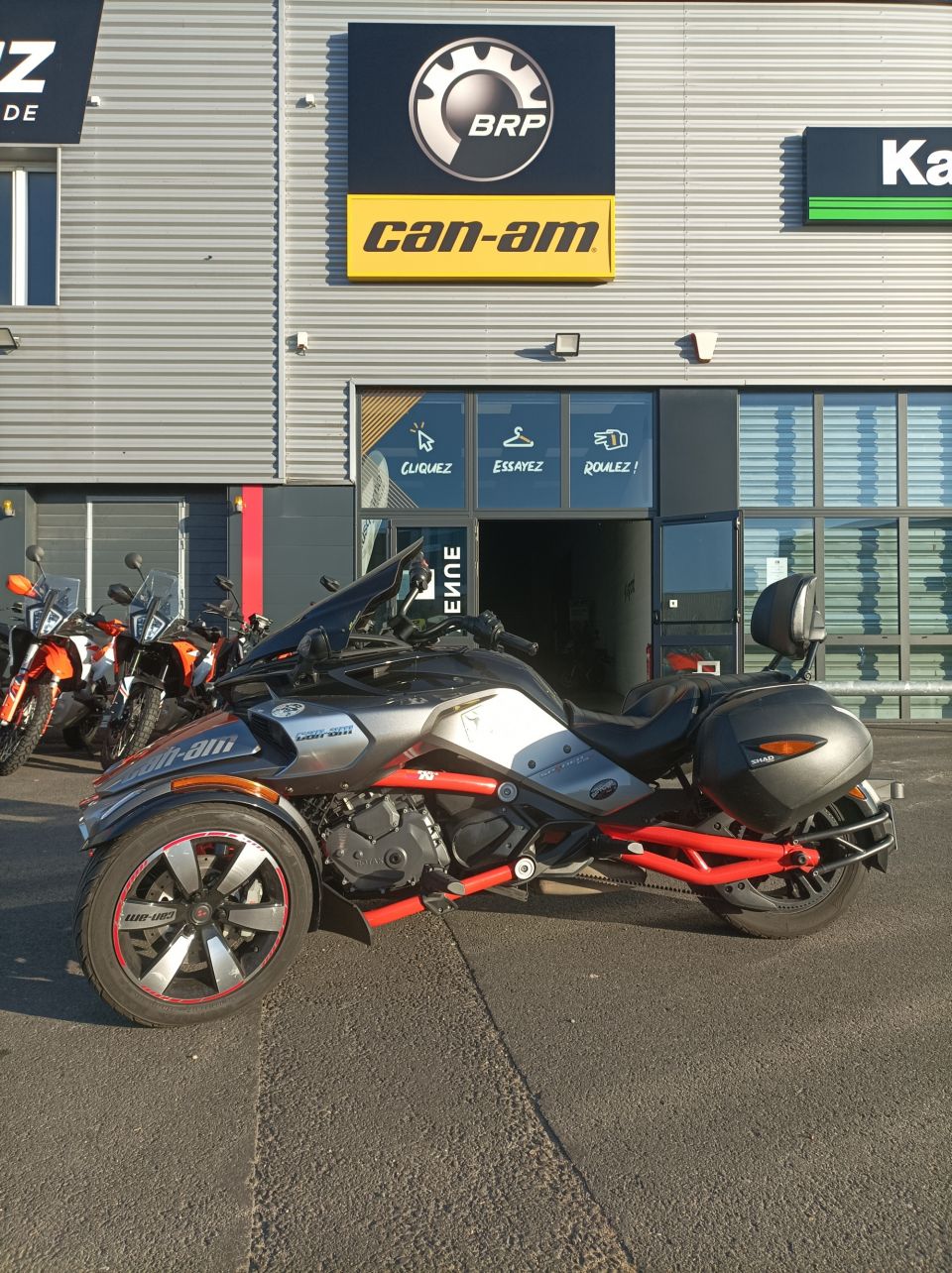 CAN-AM SPYDER F3 4