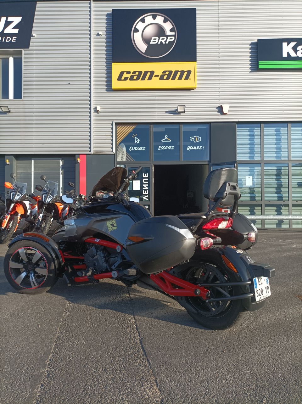 CAN-AM SPYDER F3 4